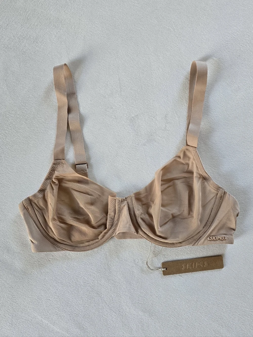 SKIMS▪️No Show Molded Unlined Demi Bra in Clay - Picture 3 of 8